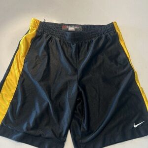 Vintage Nike Basketball Dazzle Men's Athletic Shorts in Black and Yellow